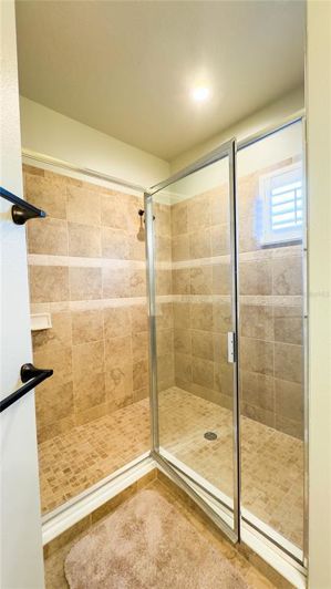 Image No.40-5 Bed Property for sale