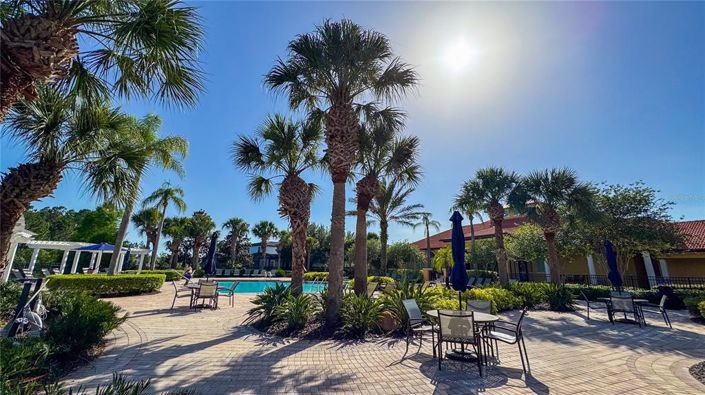 Image No.60-5 Bed Property for sale