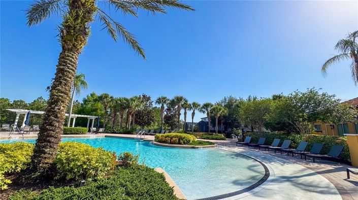 Image No.63-5 Bed Property for sale