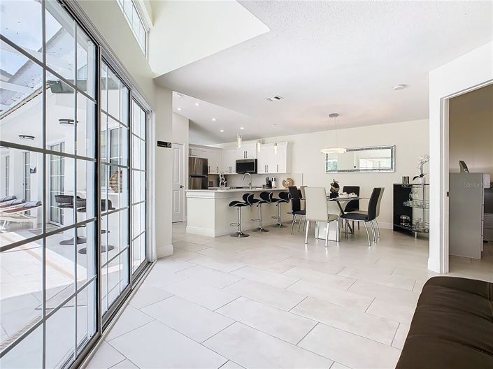 Image No.10-3 Bed Property for sale