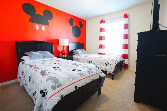 Image No.11-5 Bed Property for sale