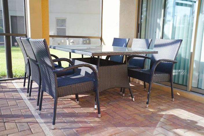 Image No.4-5 Bed Property for sale