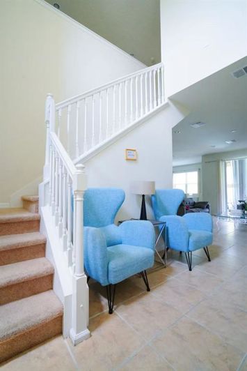 Image No.8-5 Bed Property for sale