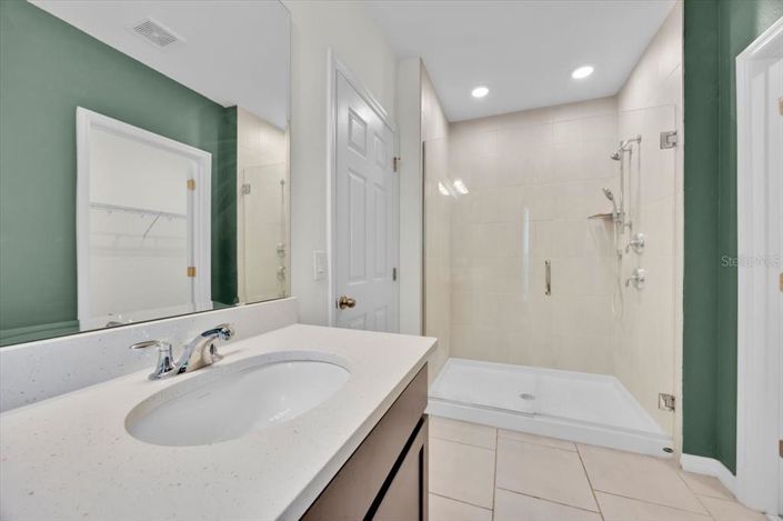 Image No.16-4 Bed Property for sale