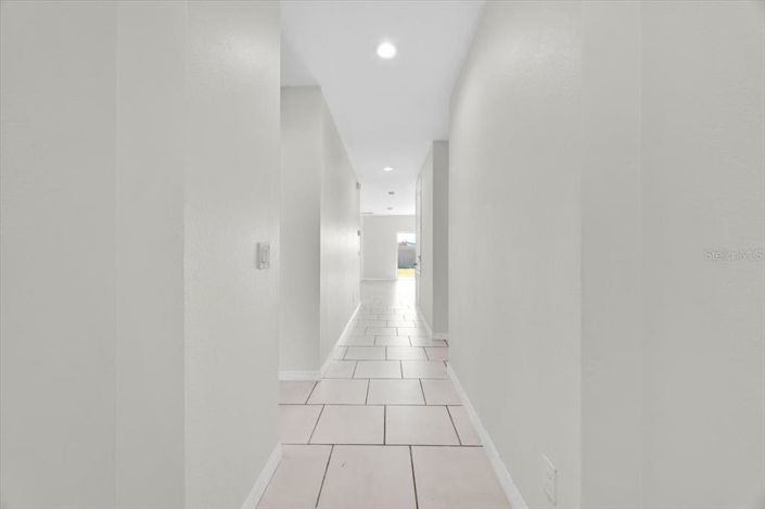 Image No.4-4 Bed Property for sale