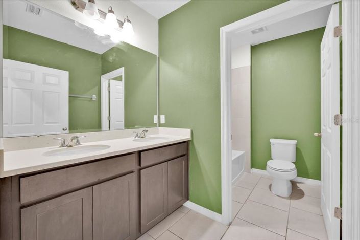 Image No.7-4 Bed Property for sale