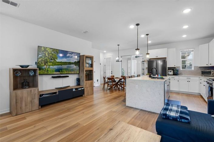 Image No.14-3 Bed Townhouse for sale