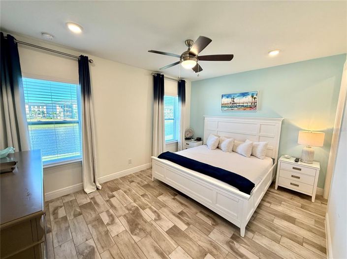 Image No.12-3 Bed Townhouse for sale