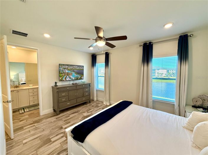 Image No.13-3 Bed Townhouse for sale