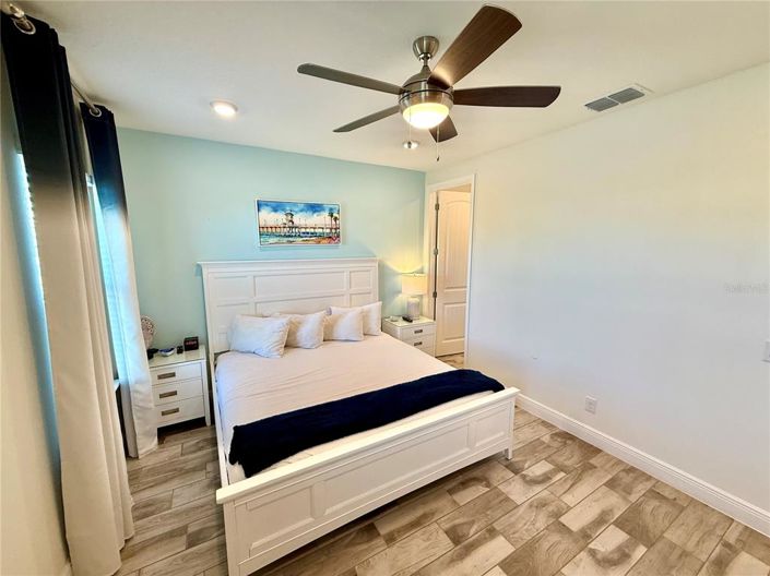 Image No.14-3 Bed Townhouse for sale