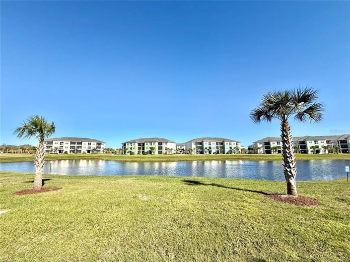 Image No.26-3 Bed Townhouse for sale