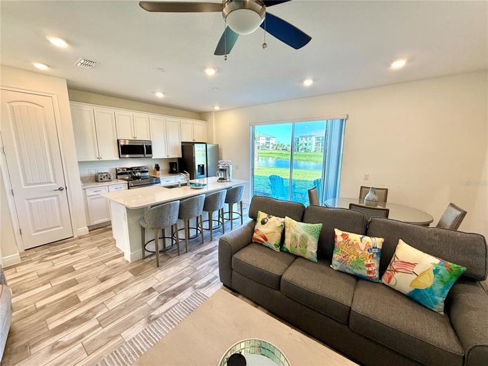 Image No.6-3 Bed Townhouse for sale