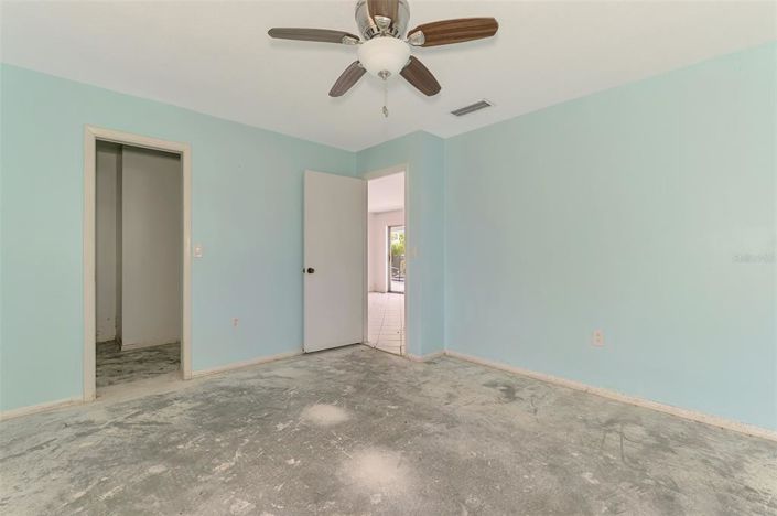 Image No.14-3 Bed Property for sale