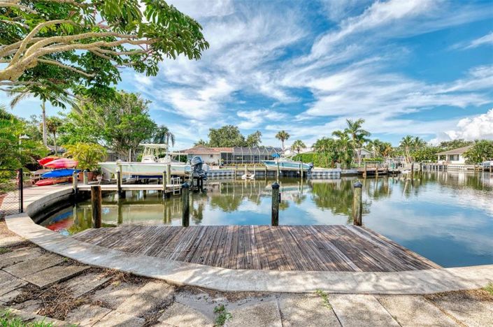 Image No.3-3 Bed Property for sale