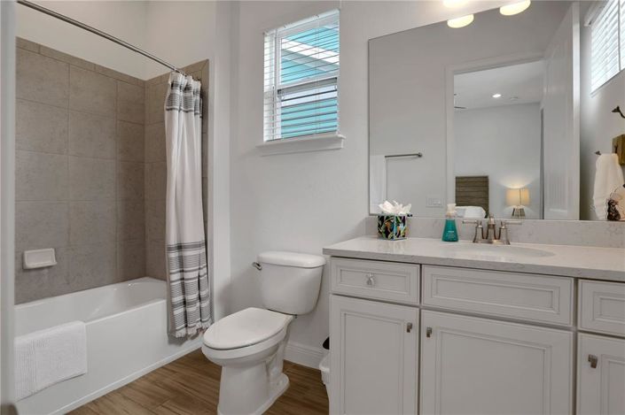 Image No.24-4 Bed Property for sale