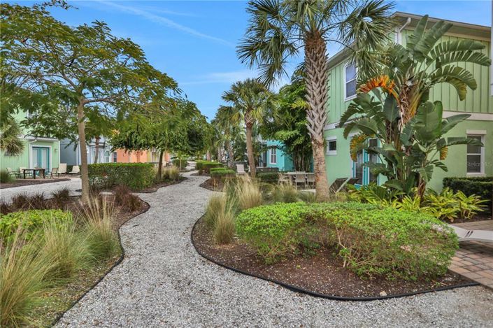 Image No.27-4 Bed Property for sale