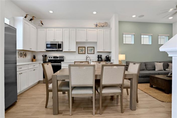 Image No.7-4 Bed Property for sale