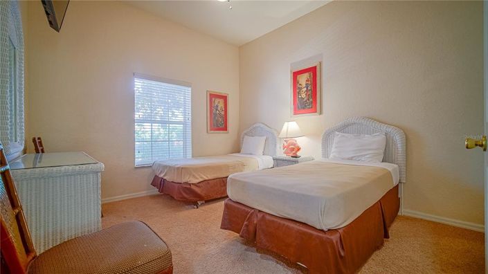 Image No.5-3 Bed Property for sale