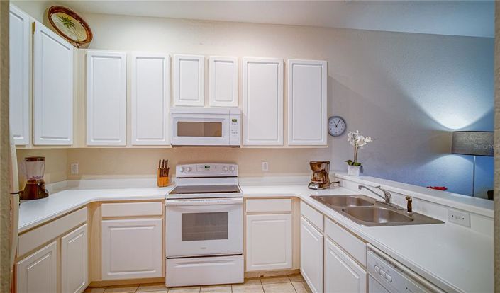 Image No.8-3 Bed Property for sale