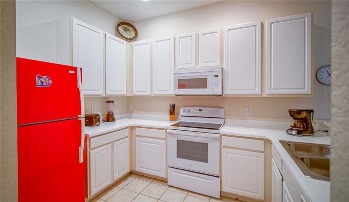 Image No.9-3 Bed Property for sale