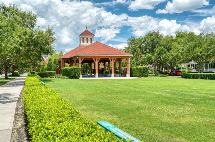 Image No.24-5 Bed Property for sale