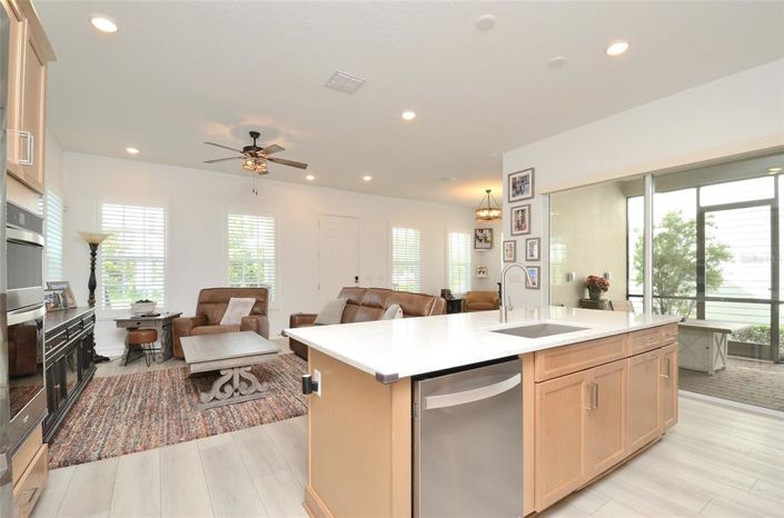 Image No.13-3 Bed Property for sale