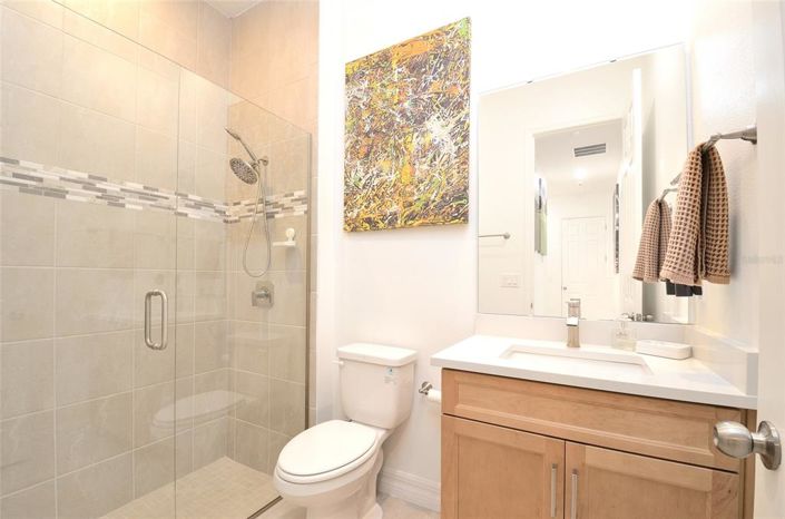 Image No.28-3 Bed Property for sale