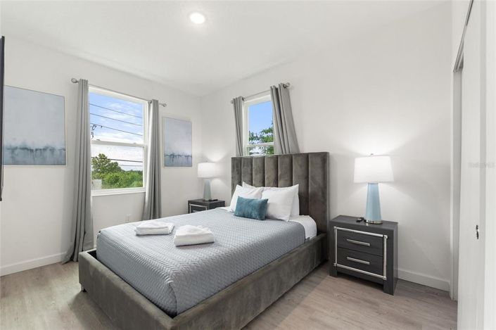 Image No.24-3 Bed Townhouse for sale