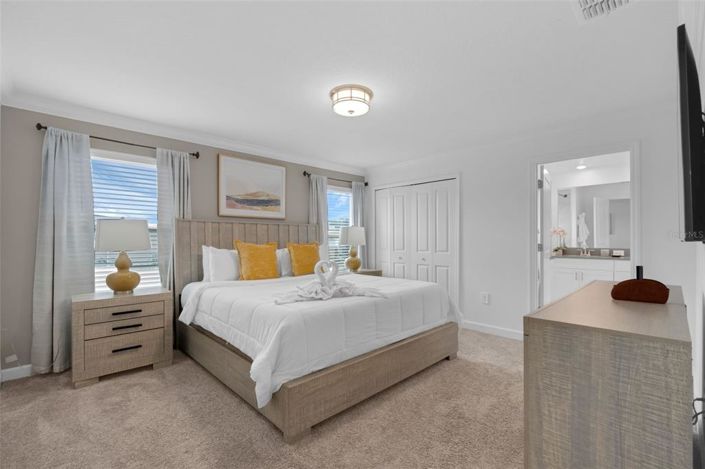 Image No.15-4 Bed Townhouse for sale