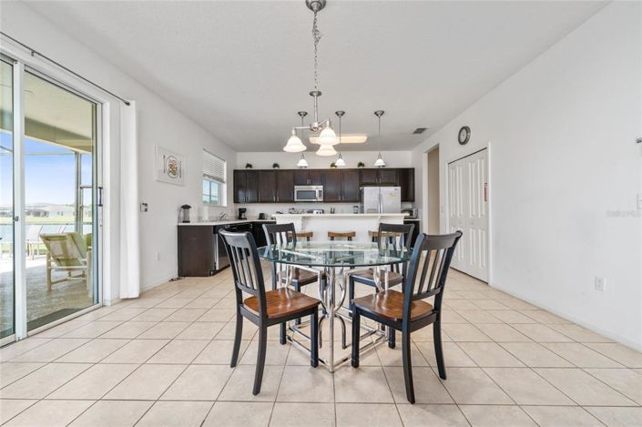 Image No.14-Propriété de 7 chambres à vendre à Kissimmee