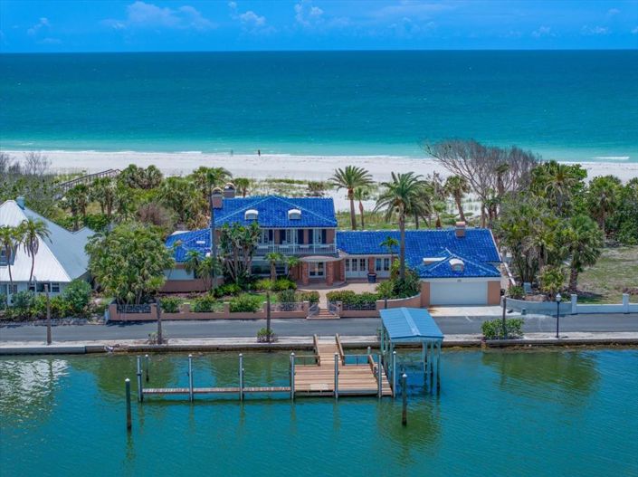 Image No.1-Propriété de 5 chambres à vendre à États-Unis