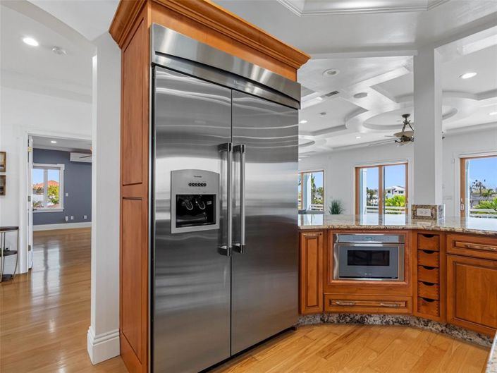 Image No.17-5 Bed Property for sale