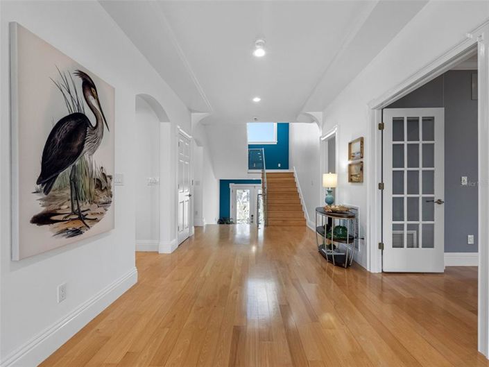 Image No.23-5 Bed Property for sale