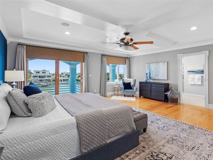 Image No.34-5 Bed Property for sale