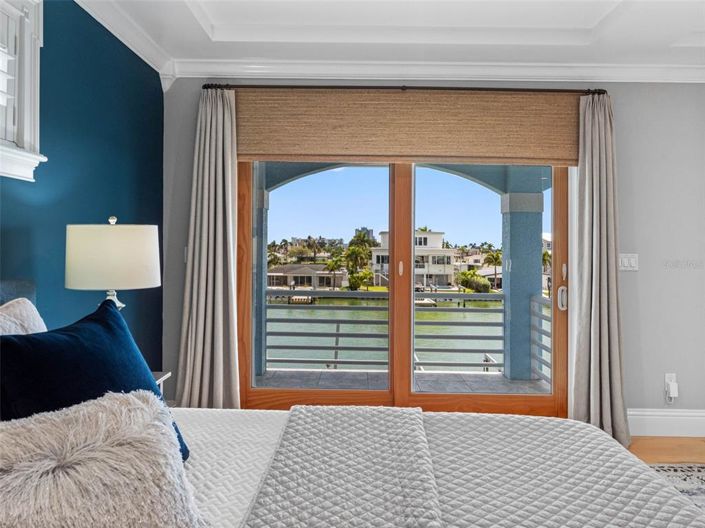 Image No.35-5 Bed Property for sale