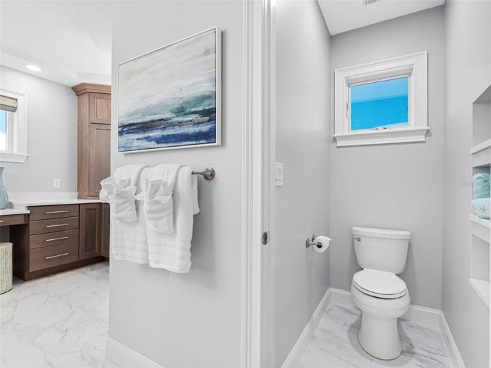 Image No.39-5 Bed Property for sale