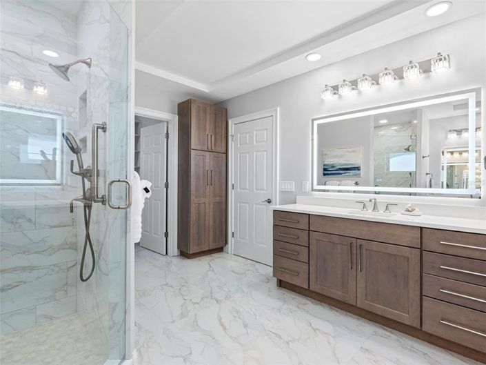 Image No.41-5 Bed Property for sale