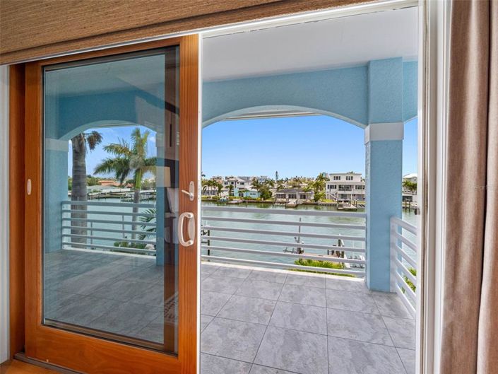 Image No.43-5 Bed Property for sale