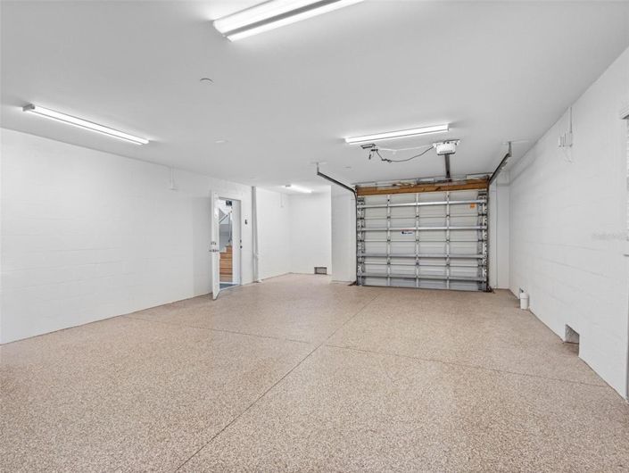 Image No.70-5 Bed Property for sale