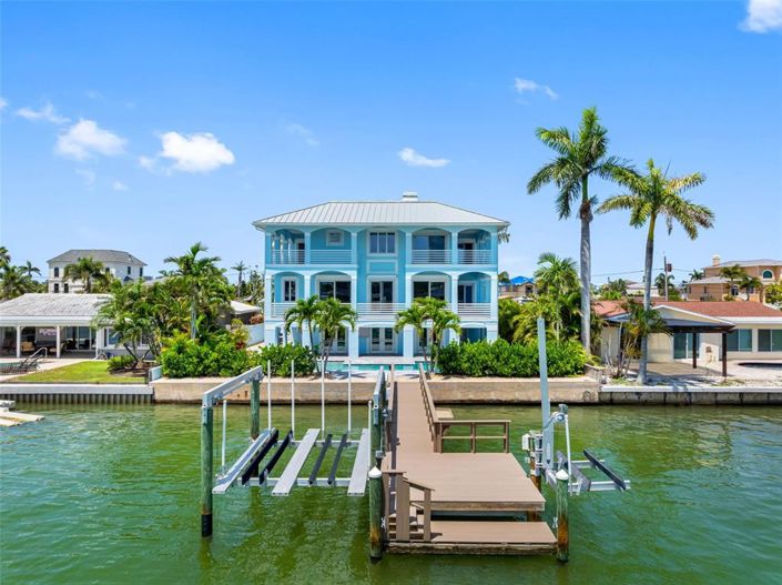 Image No.79-5 Bed Property for sale