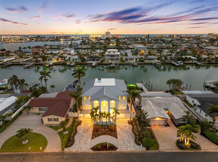 Image No.88-5 Bed Property for sale