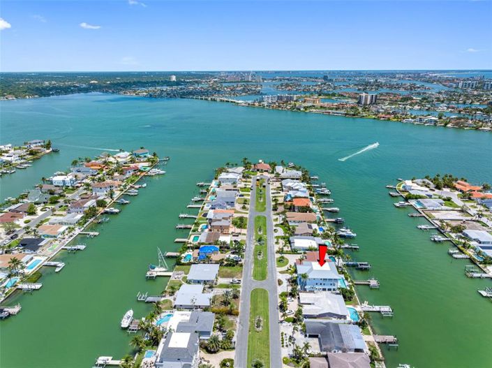 Image No.91-5 Bed Property for sale