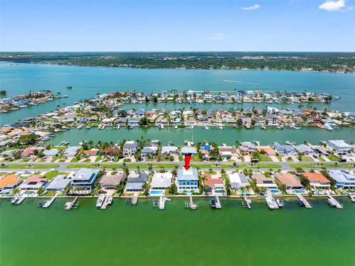 Image No.92-5 Bed Property for sale