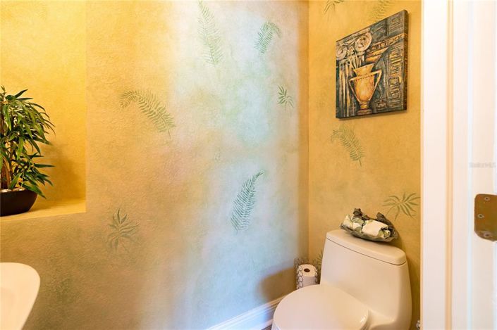 Image No.41-6 Bed Property for sale