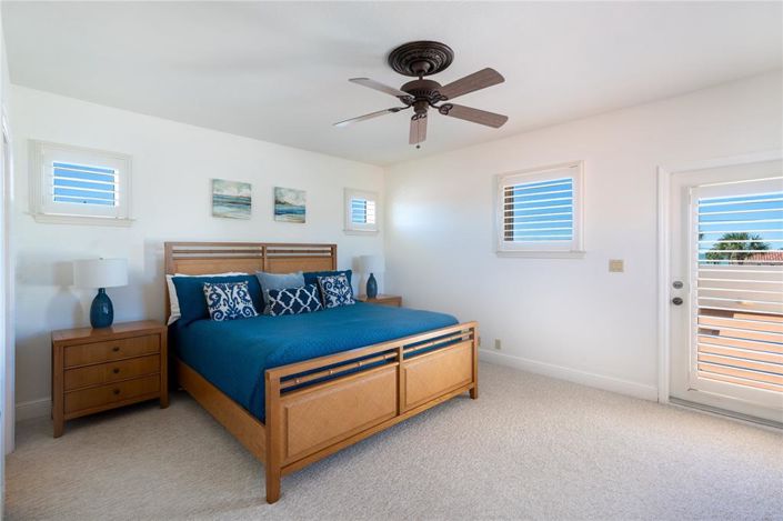 Image No.58-6 Bed Property for sale