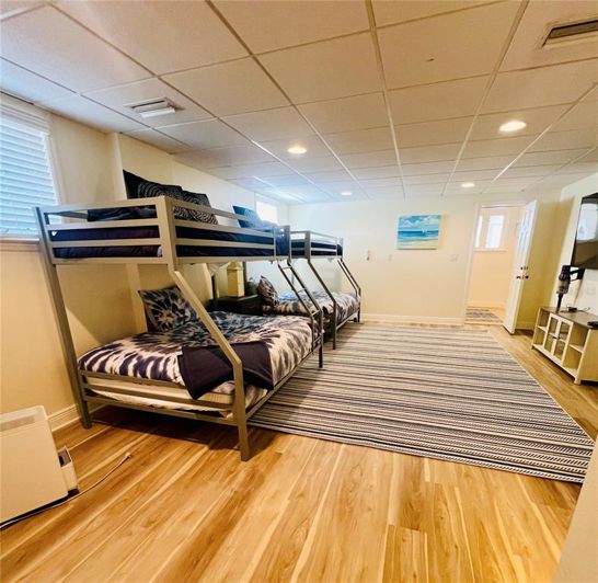 Image No.63-6 Bed Property for sale