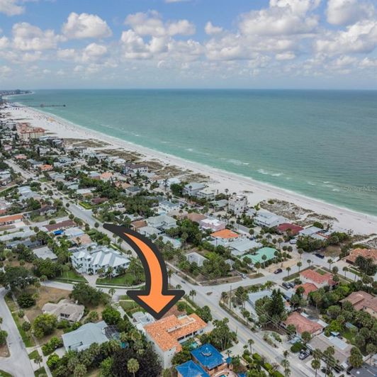 Image No.70-6 Bed Property for sale