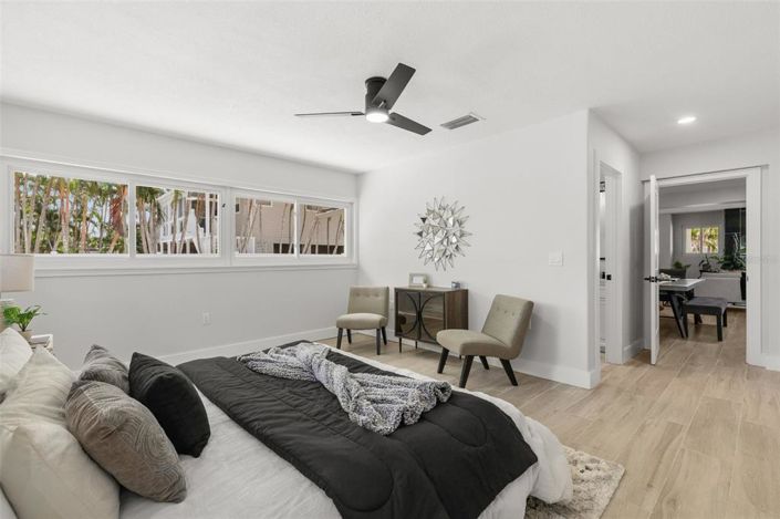 Image No.20-4 Bed Property for sale