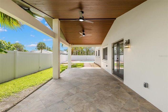 Image No.37-4 Bed Property for sale