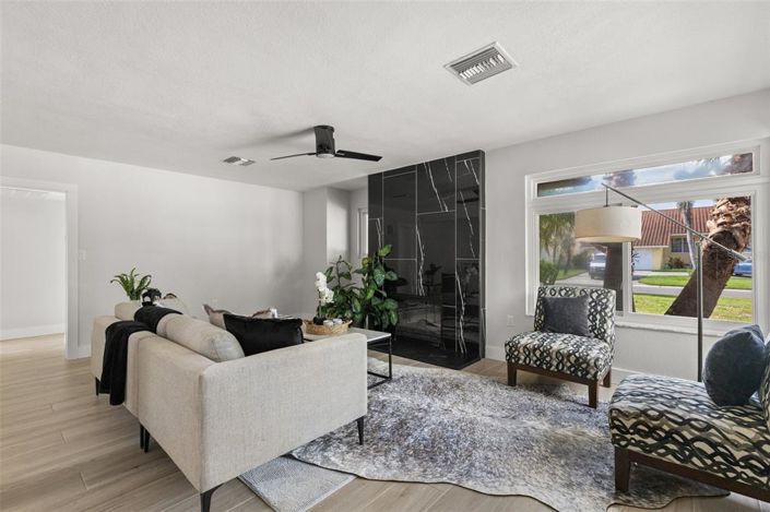 Image No.8-4 Bed Property for sale